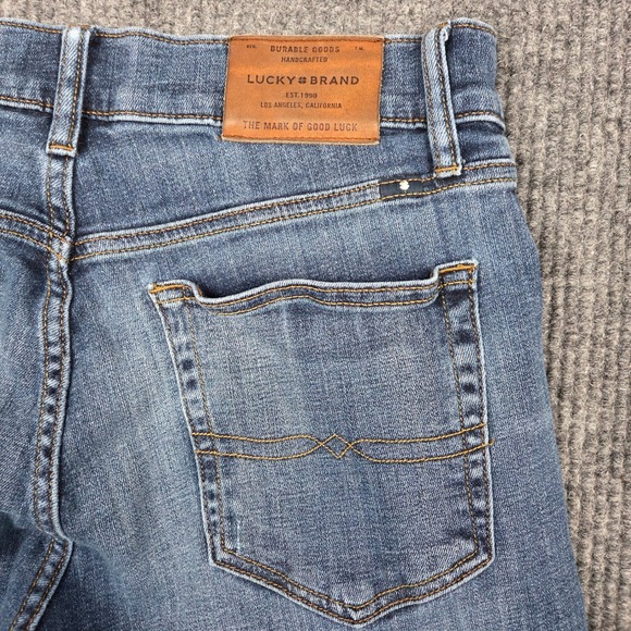 Lucky Brand 121 Slim Mens Blue Medium Wash Distressed Denim Jeans 32x30 26203 - Picture 7 of 9